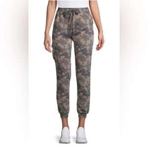 Tresics Luxe Camo Print Jogger Pants Sweatpants Leg Pocket, Women’s Size Medium